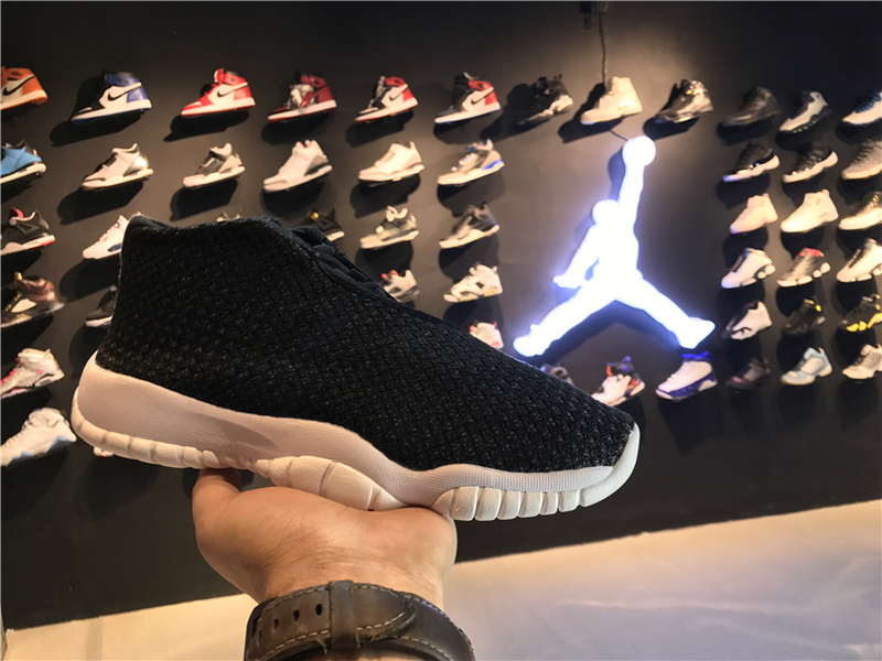 Air Jordan Future 656504 02